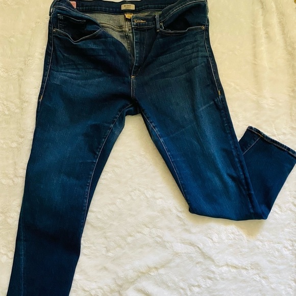 TRUE Religion Nu Boy Jean Gently Used Size 31 - Picture 2 of 5